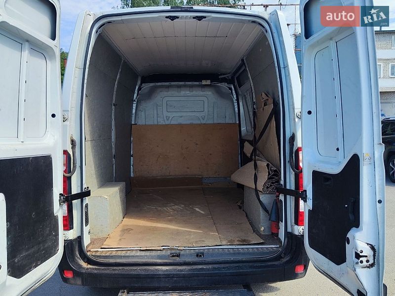Вантажний фургон Renault Master 2014 в Харкові