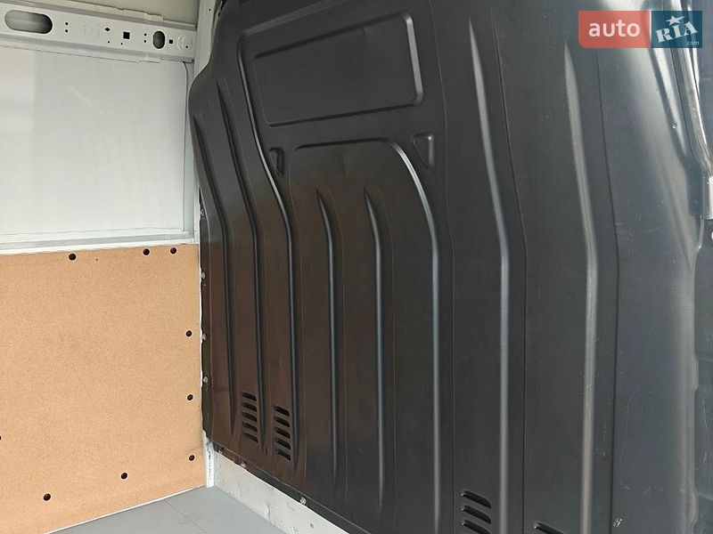 Вантажний фургон Renault Master 2021 в Полтаві