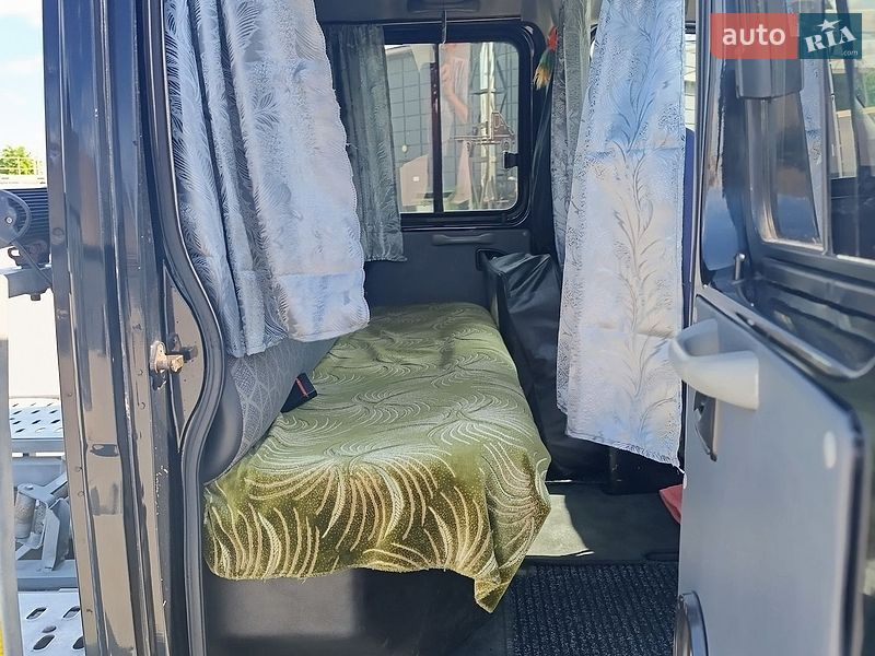 Автовоз Renault Master 2010 в Звягелі