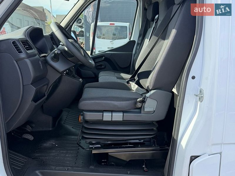 Вантажний фургон Renault Master 2022 в Луцьку