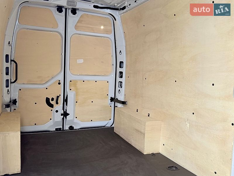 Грузовой фургон Renault Master 2021 в Киеве