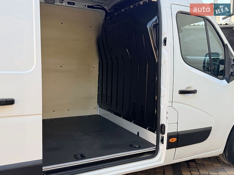 Грузовой фургон Renault Master 2021 в Киеве