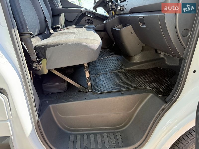 Вантажний фургон Renault Master 2021 в Одесі