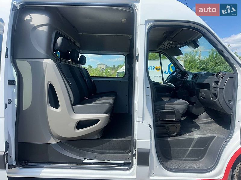Грузопассажирский фургон Renault Master 2018 в Дубно