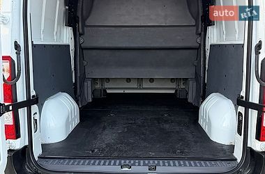 Вантажопасажирський фургон Renault Master 2016 в Млиніві