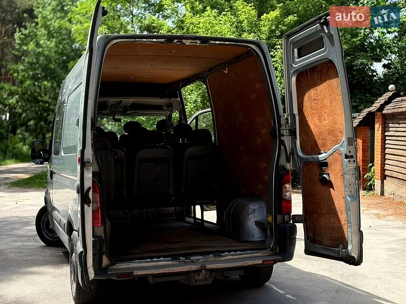 Мінівен Renault Master 2008 в Вараші