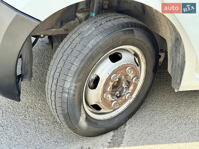Грузовой фургон Renault Master 2015 в Киеве