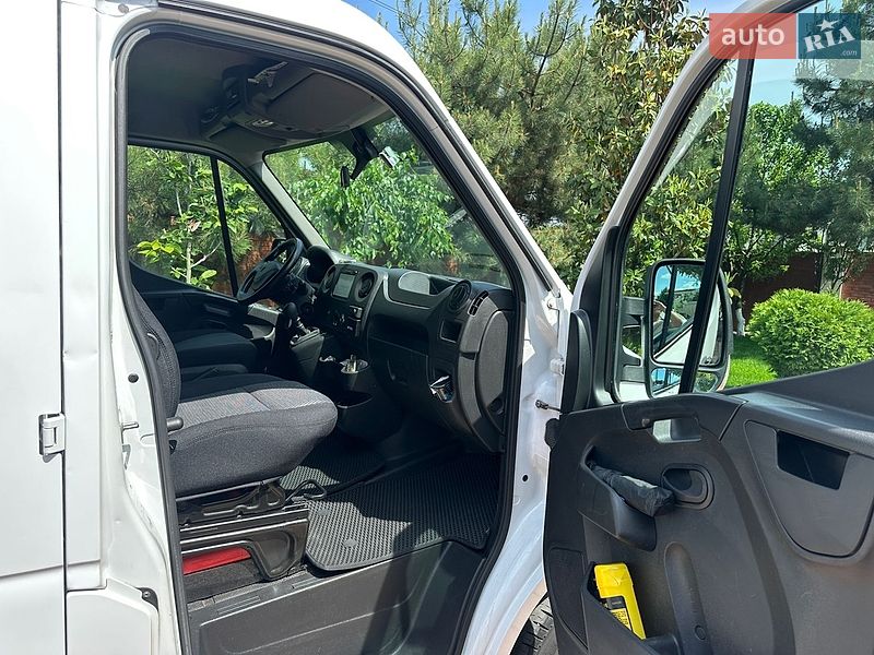 Автовоз Renault Master 2019 в Одессе