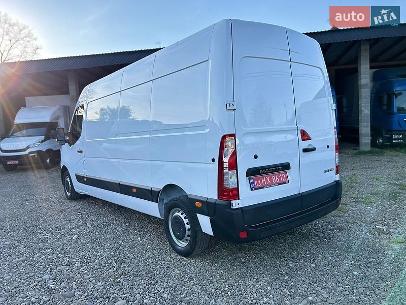 Вантажний фургон Renault Master 2023 в Хусті