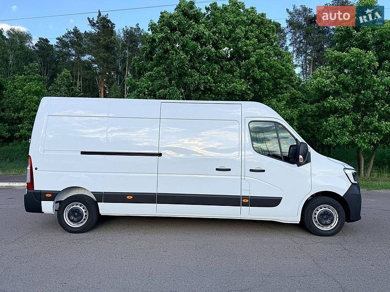 Грузовой фургон Renault Master 2023 в Киеве