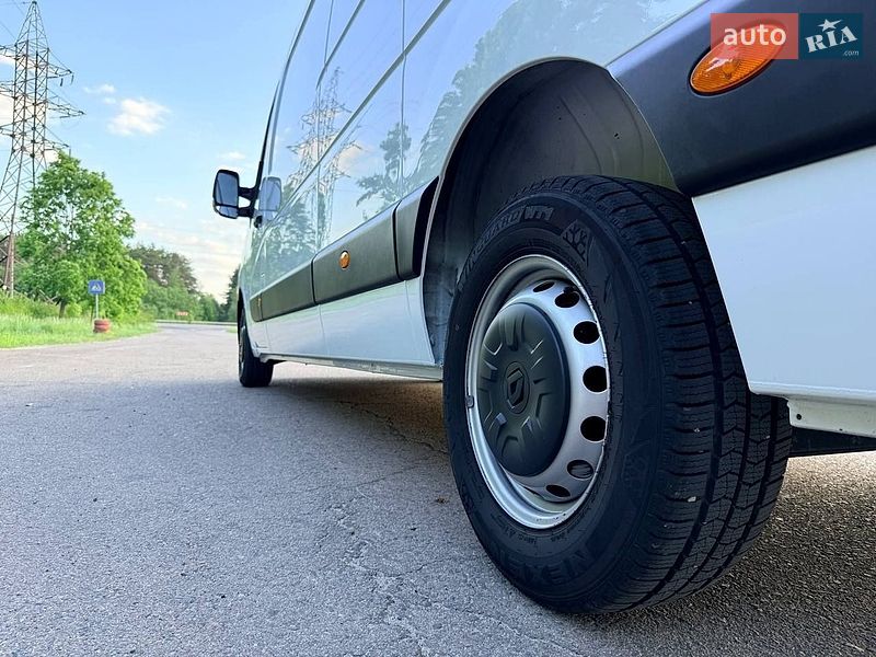 Грузовой фургон Renault Master 2023 в Киеве