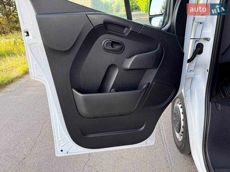 Грузовой фургон Renault Master 2023 в Киеве