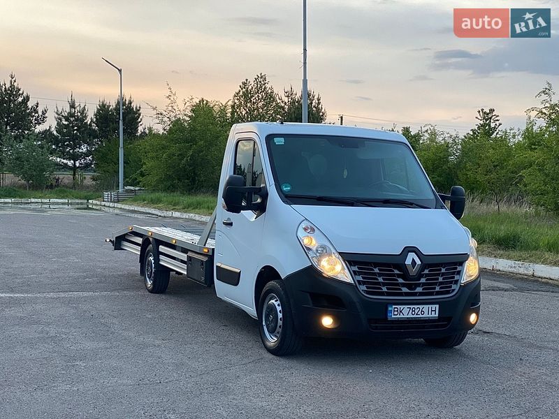 Евакуатор Renault Master 2018 в Радивиліві