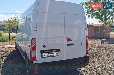 Грузовой фургон Renault Master 2017 в Нововолынске