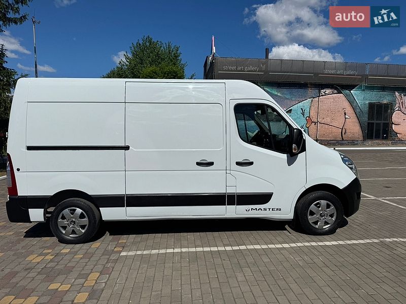 Вантажний фургон Renault Master 2017 в Луцьку