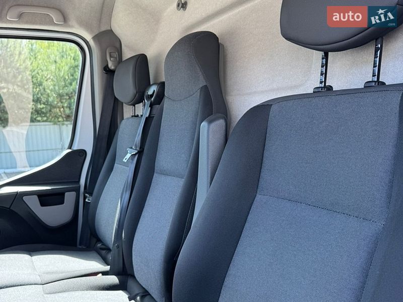Вантажний фургон Renault Master 2017 в Луцьку