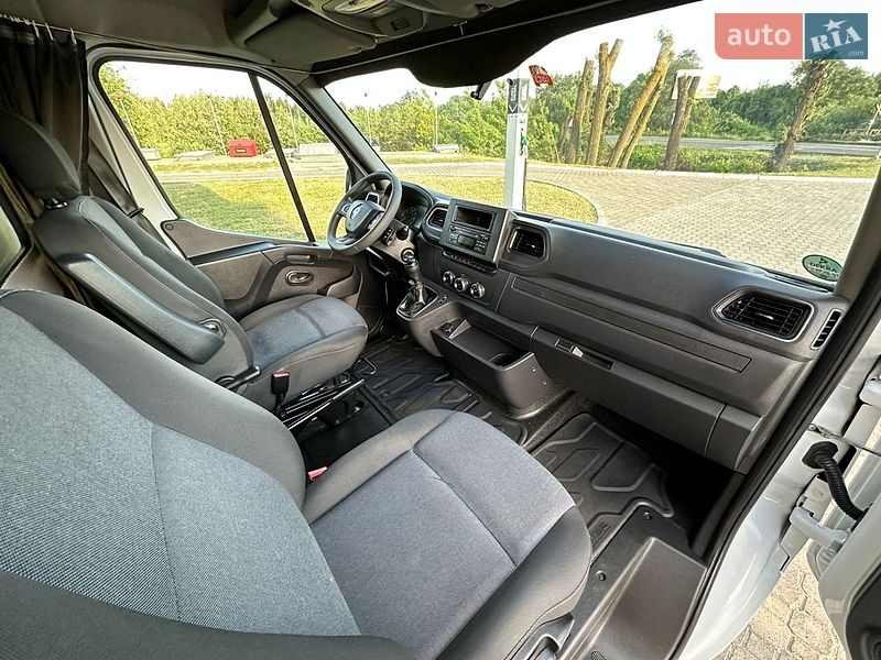 Другие грузовики Renault Master 2023 в Киеве
