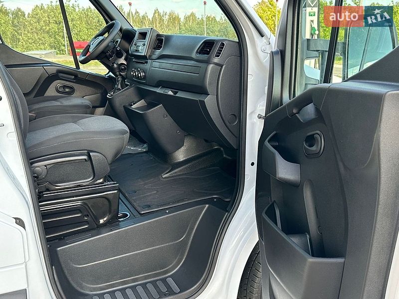Другие грузовики Renault Master 2023 в Киеве
