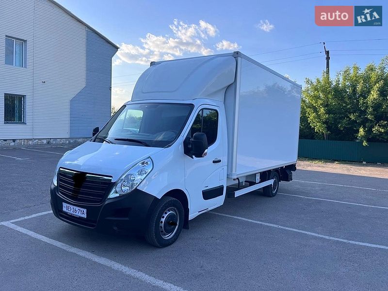 Вантажний фургон Renault Master 2017 в Дубні