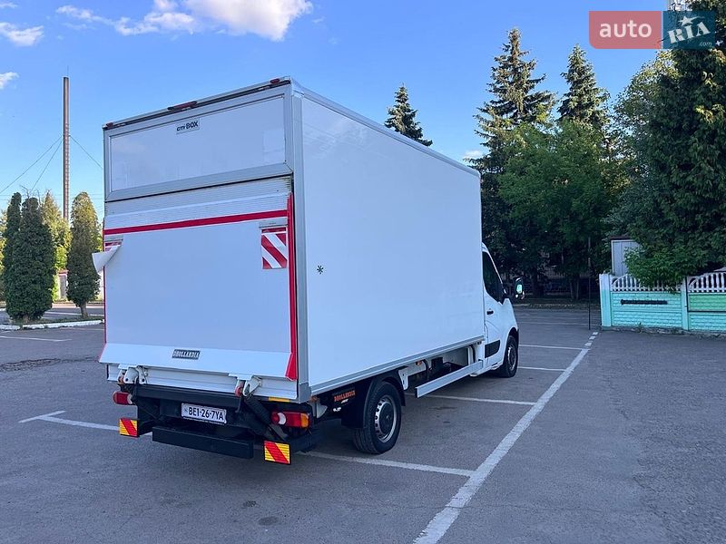 Вантажний фургон Renault Master 2017 в Дубні