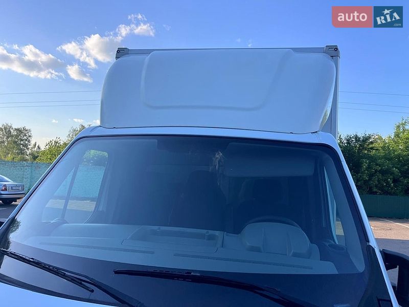 Вантажний фургон Renault Master 2017 в Дубні