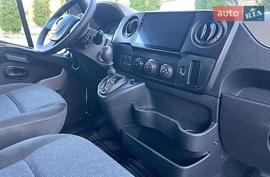 Вантажний фургон Renault Master 2017 в Дубні