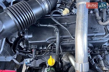 Вантажний фургон Renault Master 2017 в Дубні