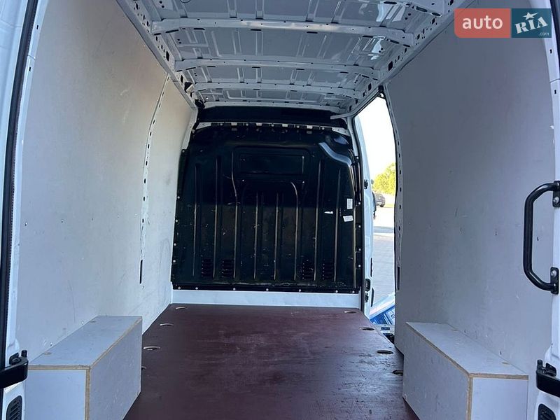 Грузовой фургон Renault Master 2023 в Днепре