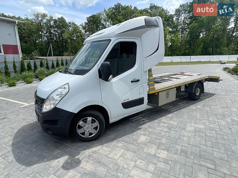 Автовоз Renault Master 2015 в Луцке