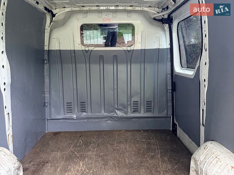 Вантажний фургон Renault Master 2014 в Києві