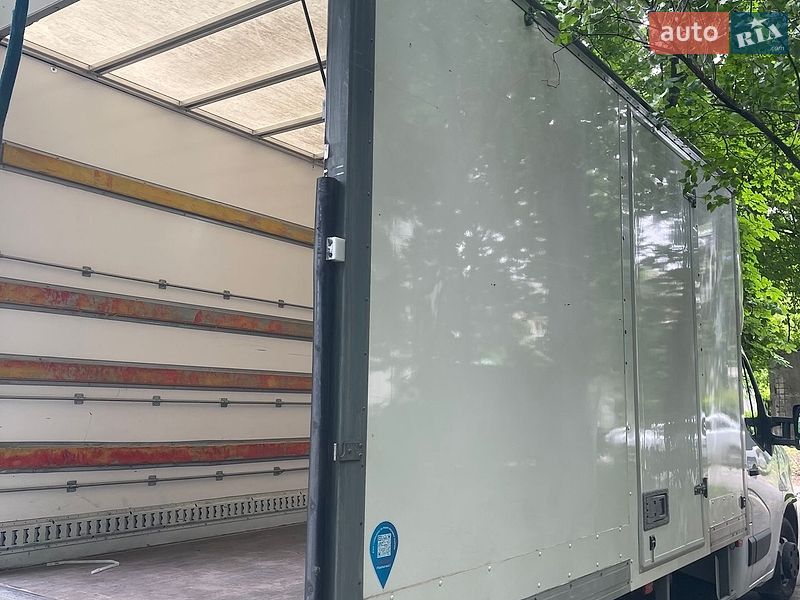 Вантажний фургон Renault Master 2020 в Києві