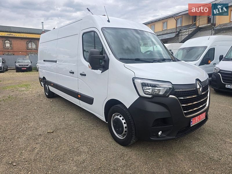 Вантажний фургон Renault Master 2022 в Стрию