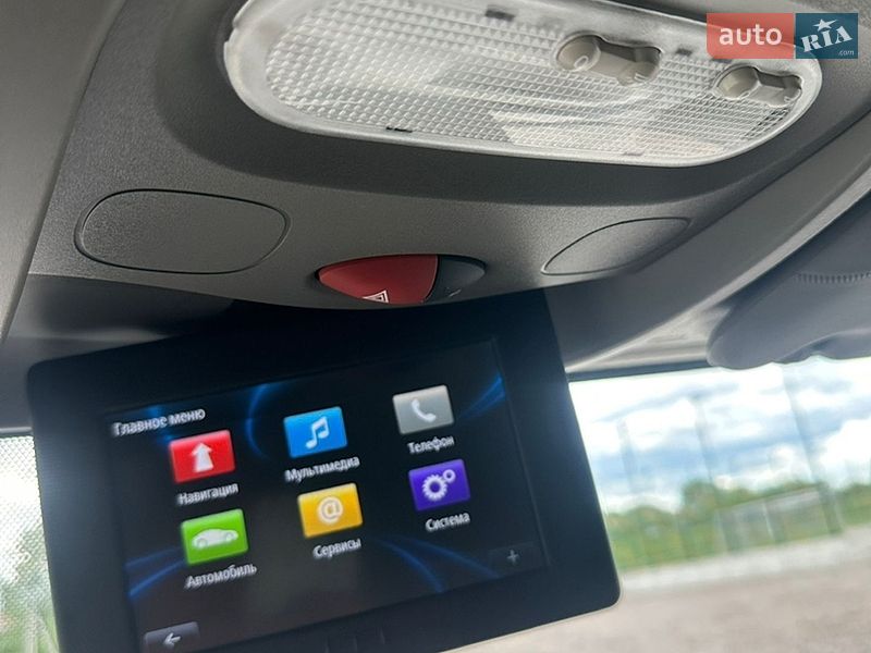 Грузовой фургон Renault Master 2016 в Львове