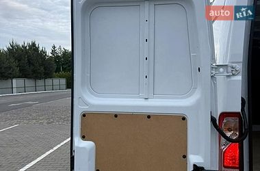 Вантажний фургон Renault Master 2021 в Луцьку