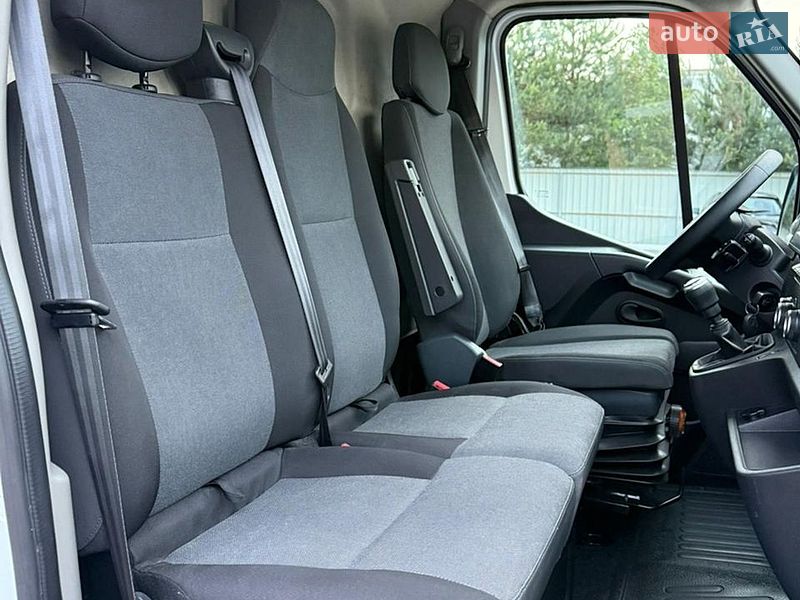 Вантажний фургон Renault Master 2021 в Луцьку