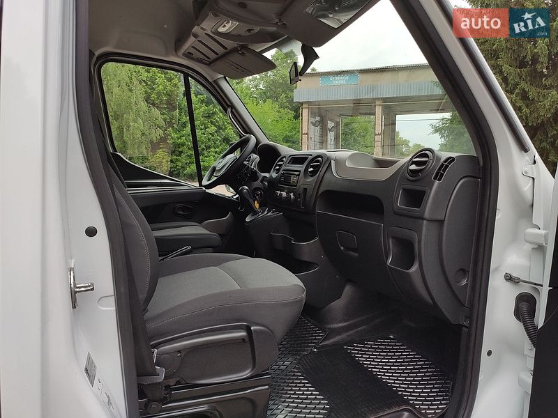 Грузовой фургон Renault Master 2017 в Бердичеве