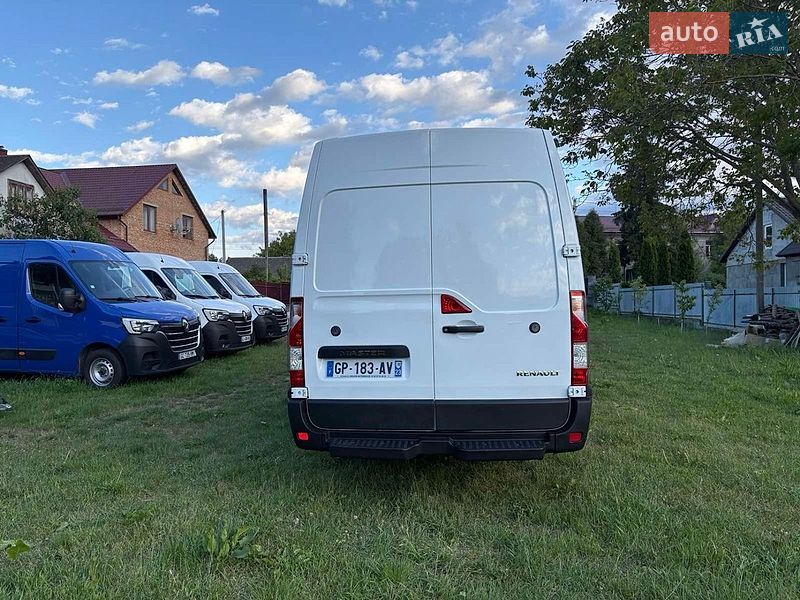 Вантажний фургон Renault Master 2023 в Радивиліві