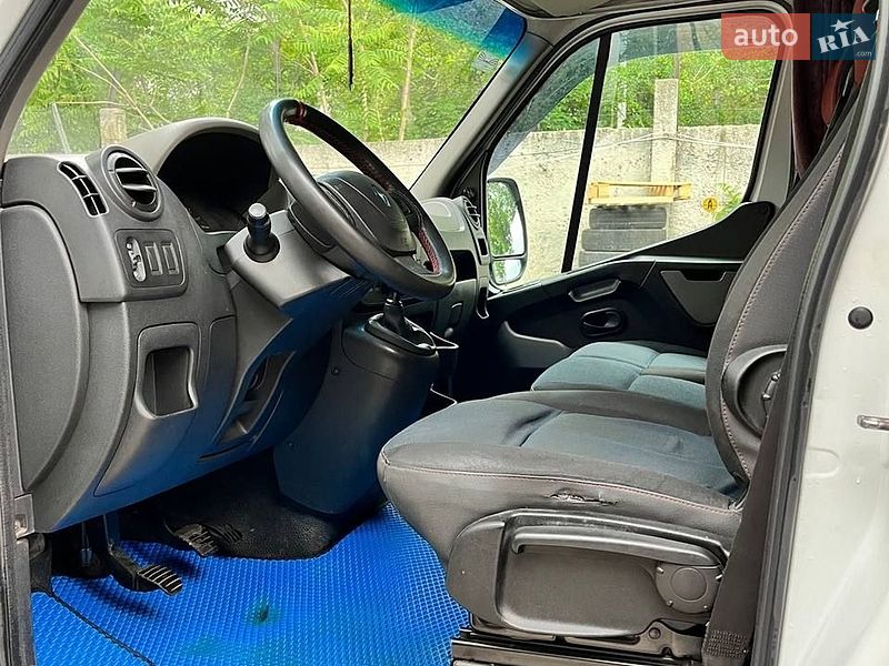 Тентований Renault Master 2011 в Дніпрі