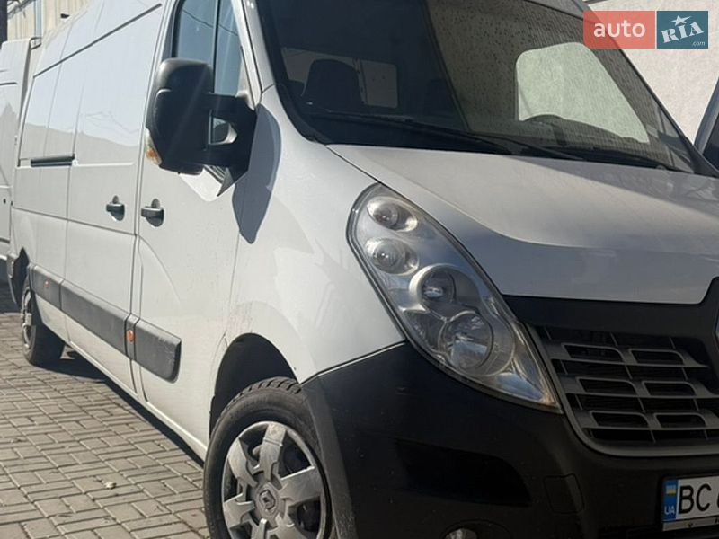 Грузовой фургон Renault Master 2015 в Львове