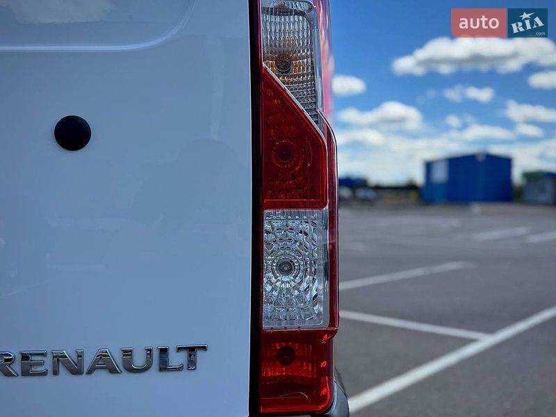 Грузовой фургон Renault Master 2022 в Киеве