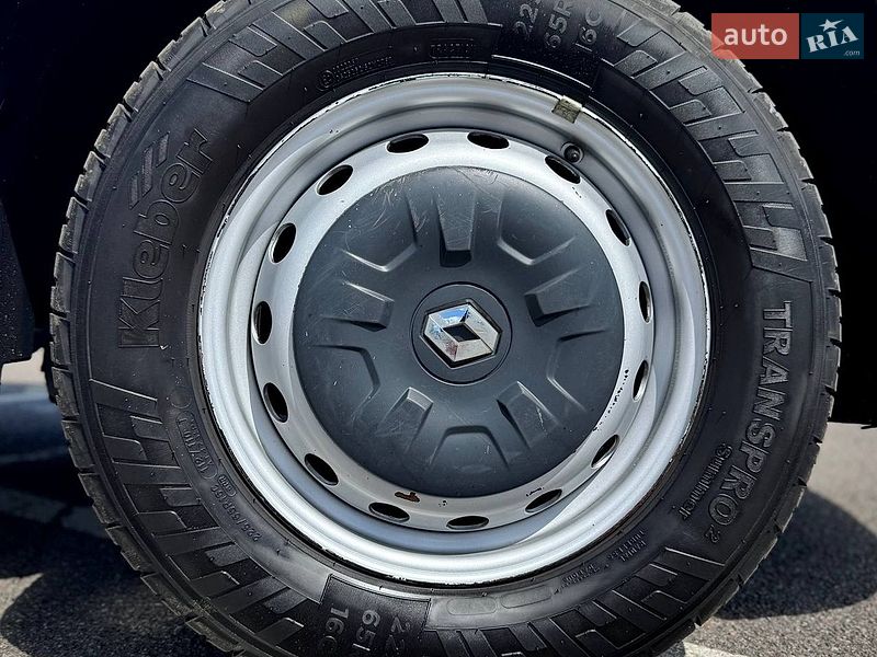 Грузовой фургон Renault Master 2022 в Киеве