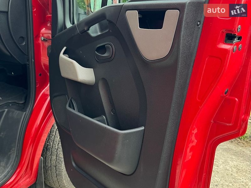 Грузовой фургон Renault Master 2017 в Днепре