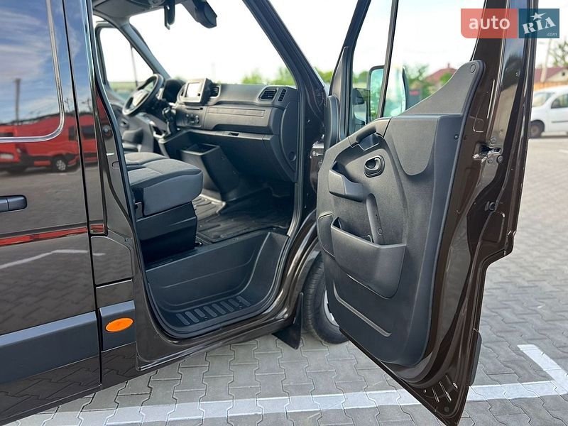 Грузовой фургон Renault Master 2020 в Дубно