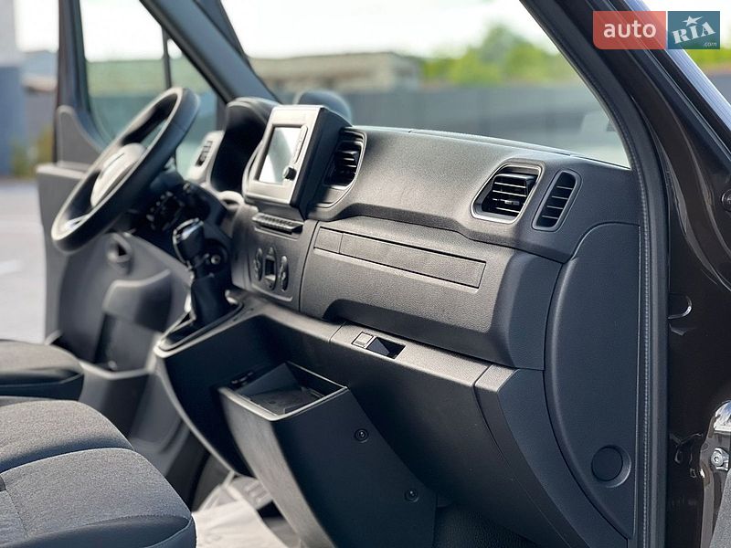 Грузовой фургон Renault Master 2020 в Дубно