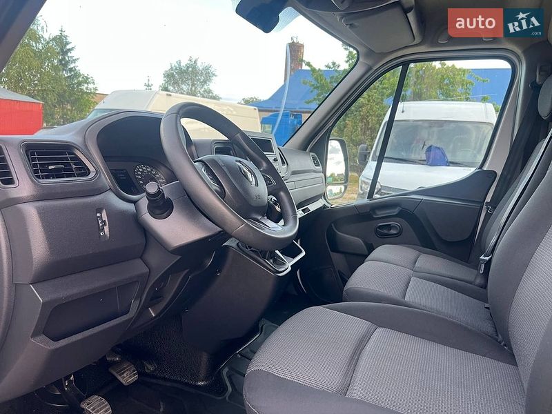 Вантажний фургон Renault Master 2020 в Володимирі