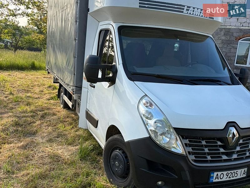 Грузовой фургон Renault Master 2016 в Ужгороде
