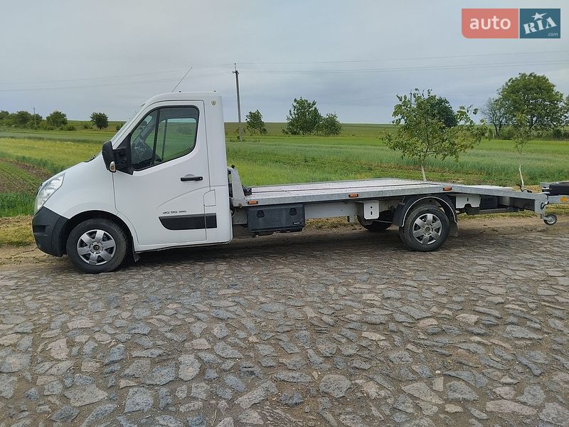 Эвакуатор Renault Master 2017 в Дубно
