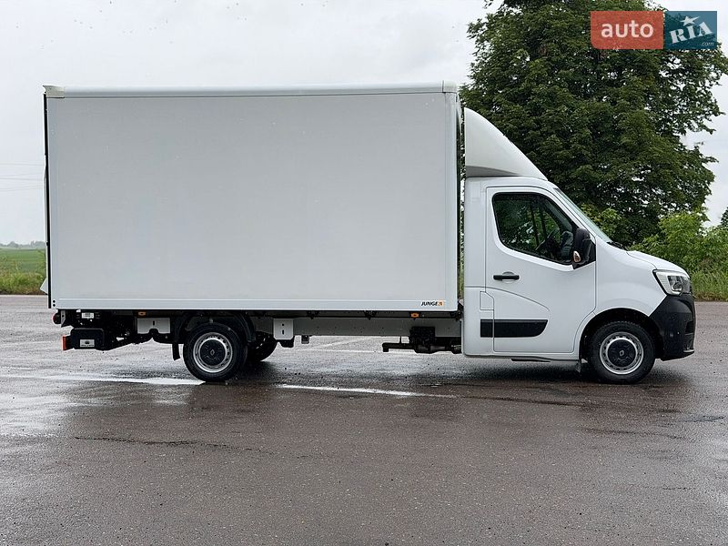 Вантажний фургон Renault Master 2019 в Дубні