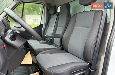 Вантажний фургон Renault Master 2019 в Дубні