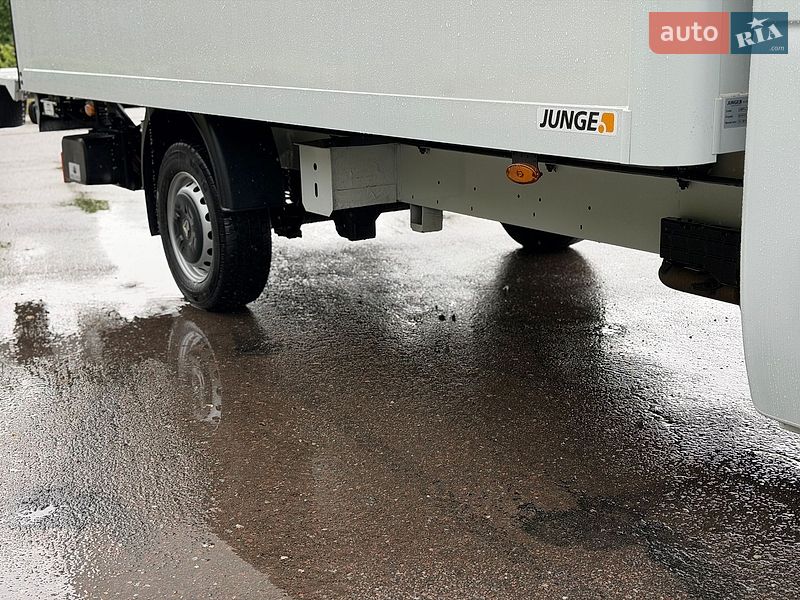 Вантажний фургон Renault Master 2019 в Дубні